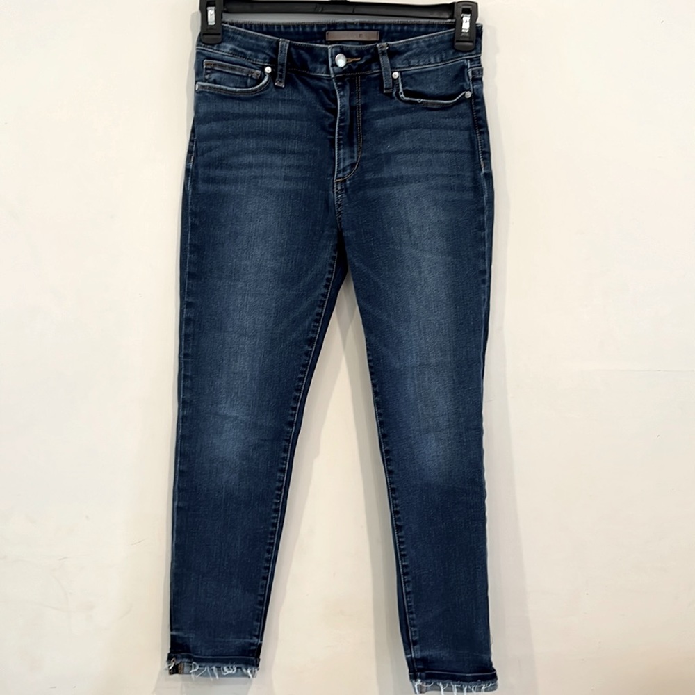 Joe’s Denim Jean With Unhemmed Legs Size 28